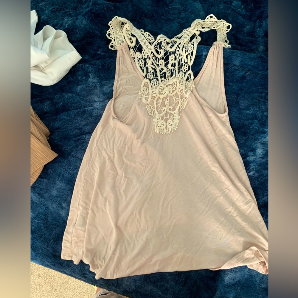 Flowy light pink shirt
